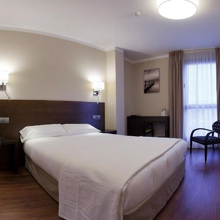Hotel Rio Hortega Valladolid Rum bild