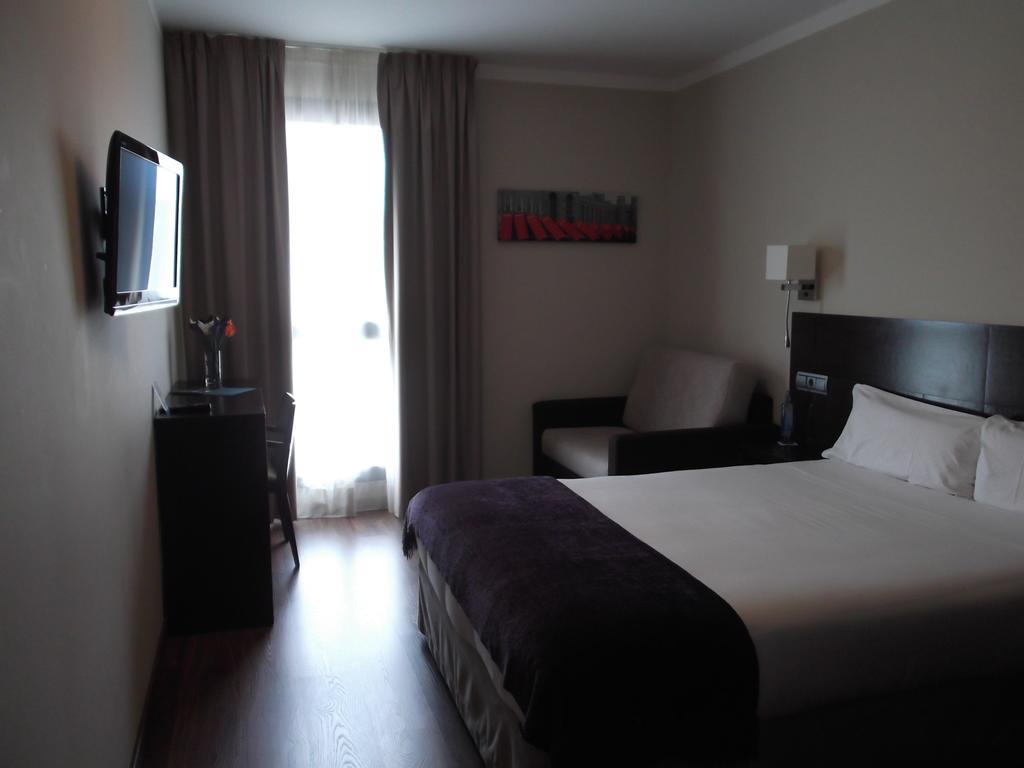 Hotel Rio Hortega Valladolid Exteriör bild