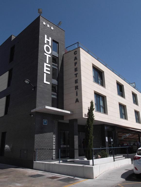 Hotel Rio Hortega Valladolid Exteriör bild